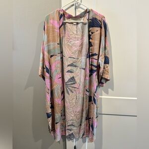 Saltwater Luxe Hanna Floral Maxi Kimono Wrap